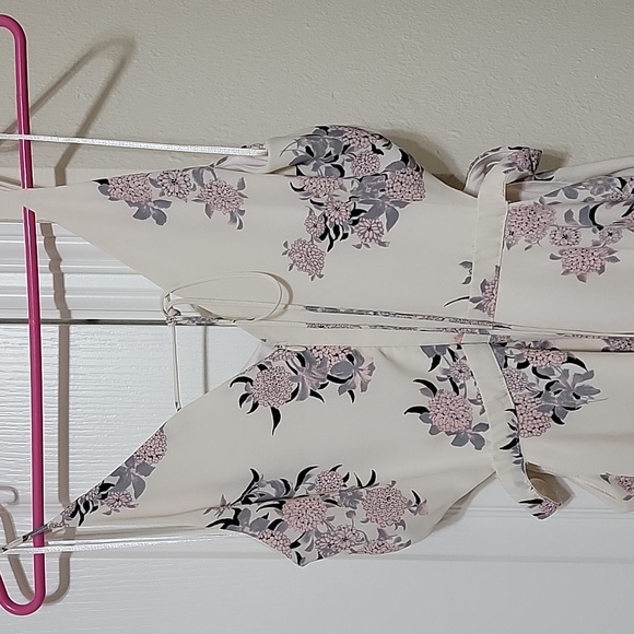 Sundress with cut-out sides - Picture 3 of 4